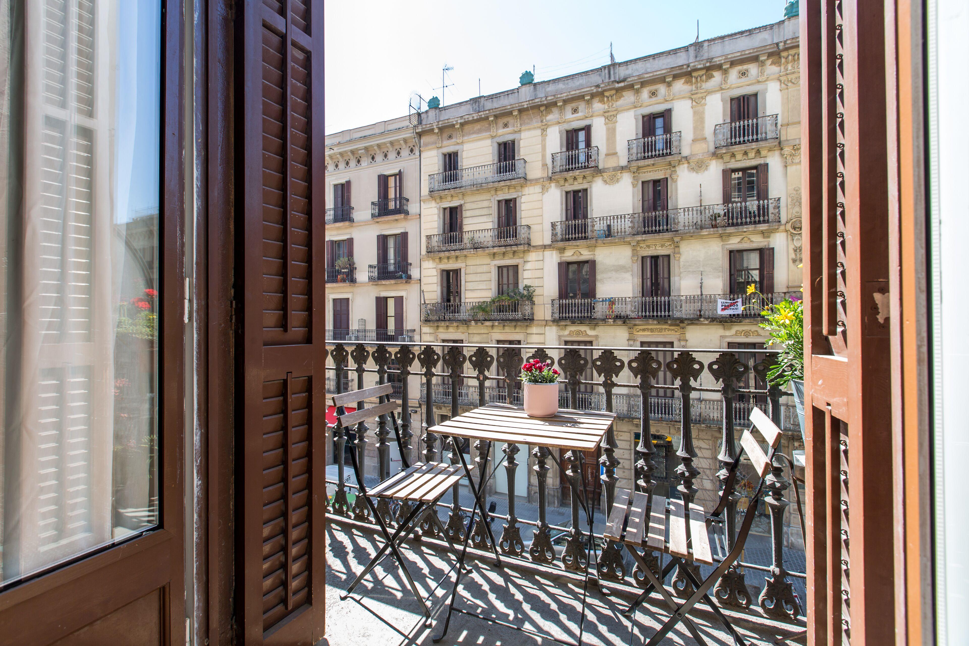 El Born Guest House By Casa Consell — Photos 1
